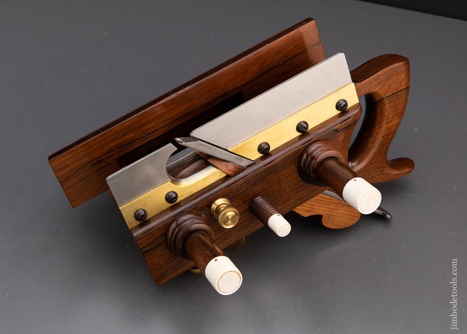 Rare! R. BAKER Rosewood SANDUSKY Center Wheel Plow Plane MINT - 93476UR