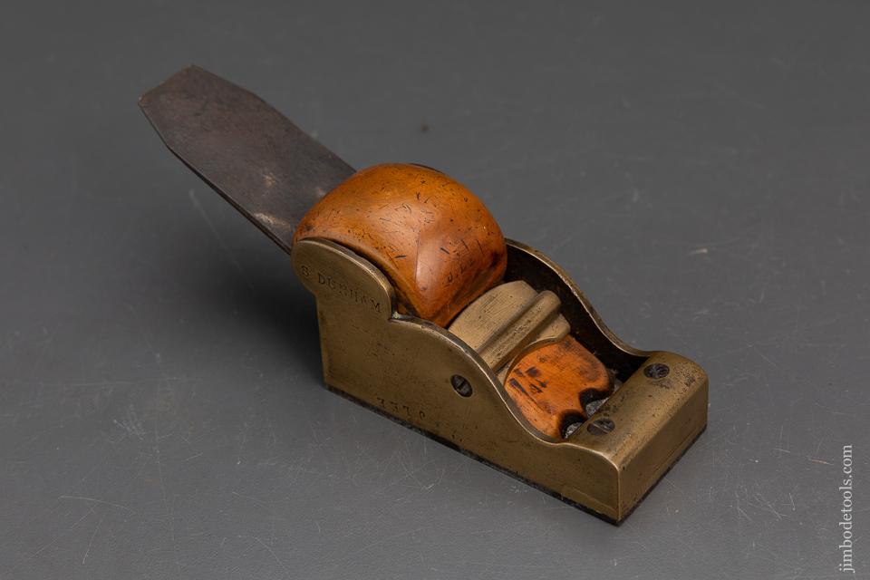 1 3/4 x 4 inch Gunmetal and Boxwood Chariot Plane - 93479R