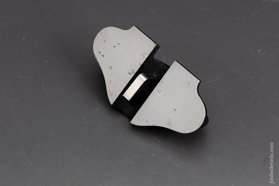 LIE-NIELSEN No. 271 Small Router Plane - 93562 – Jim Bode Tools