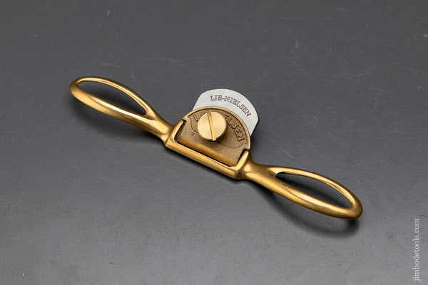 LIE-NIELSEN Small Brass Round Bottom Spoke Shave - 93577