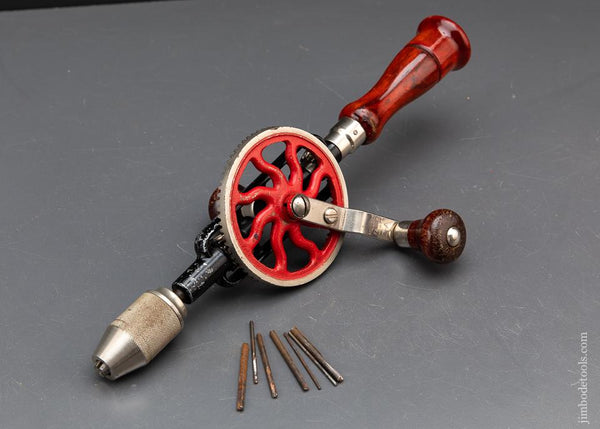 MILLERS FALLS No. 2A Egg Beater Hand Drill with Six Bits - 93652