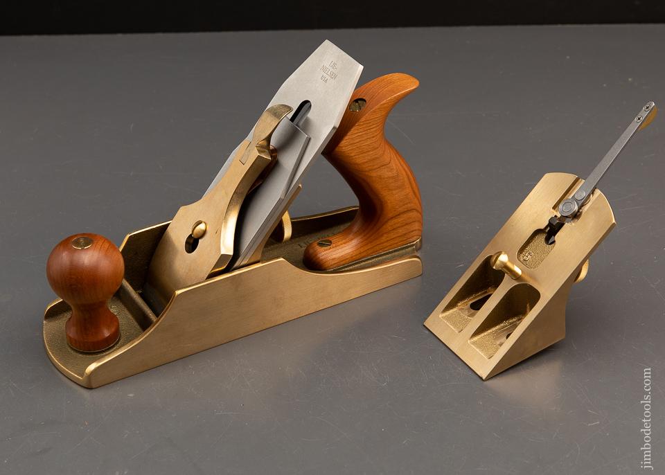 LIE-NIELSEN No. 4 1/2 Bronze Smooth Plane with Two Frogs - 93914