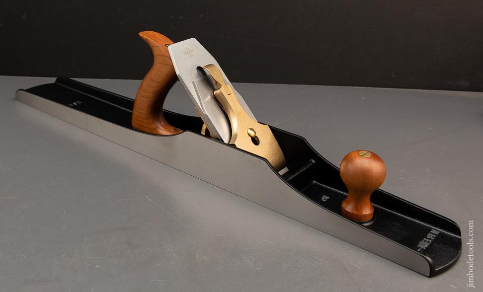 Mint! LIE-NIELSEN No. 8 Jointer Plane - 93934