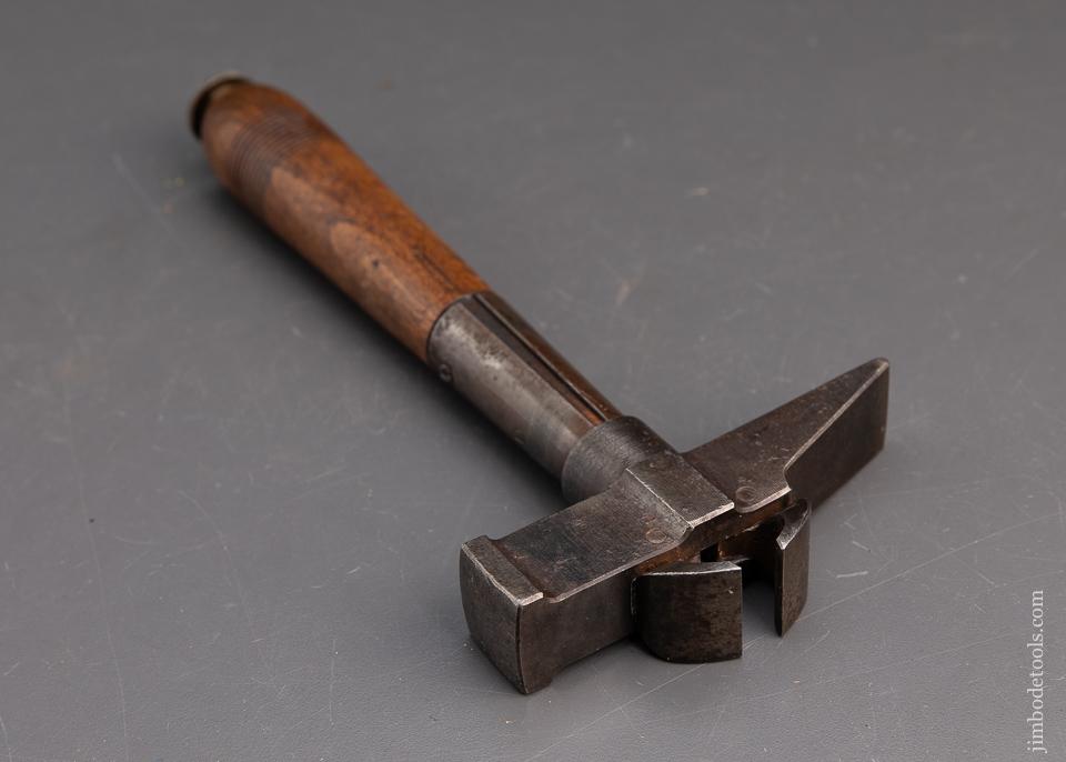 Astonishing Articulating Hammer with Push Button Claws! - 94016U