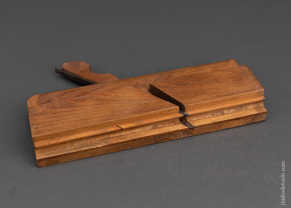 Nice 1/2 inch Side Bead Molding Plane by YOUNG & M'MASTER AUBURN NY circa 1838-46 EXTRA FINE - 94245