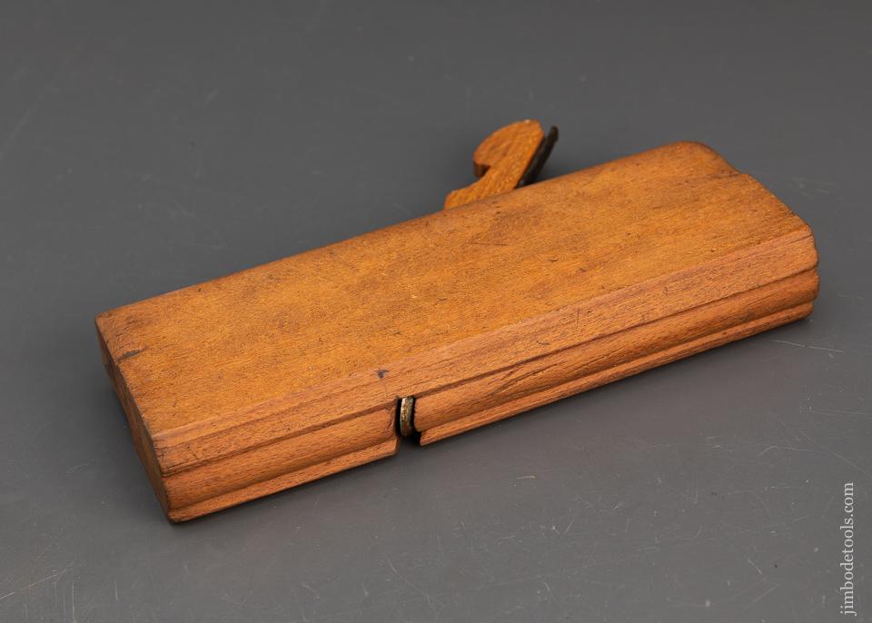 1 3/8 inch Wide OHIO TOOL CO Complex Molding Plane circa 1851-1913 GOOD - 94288
