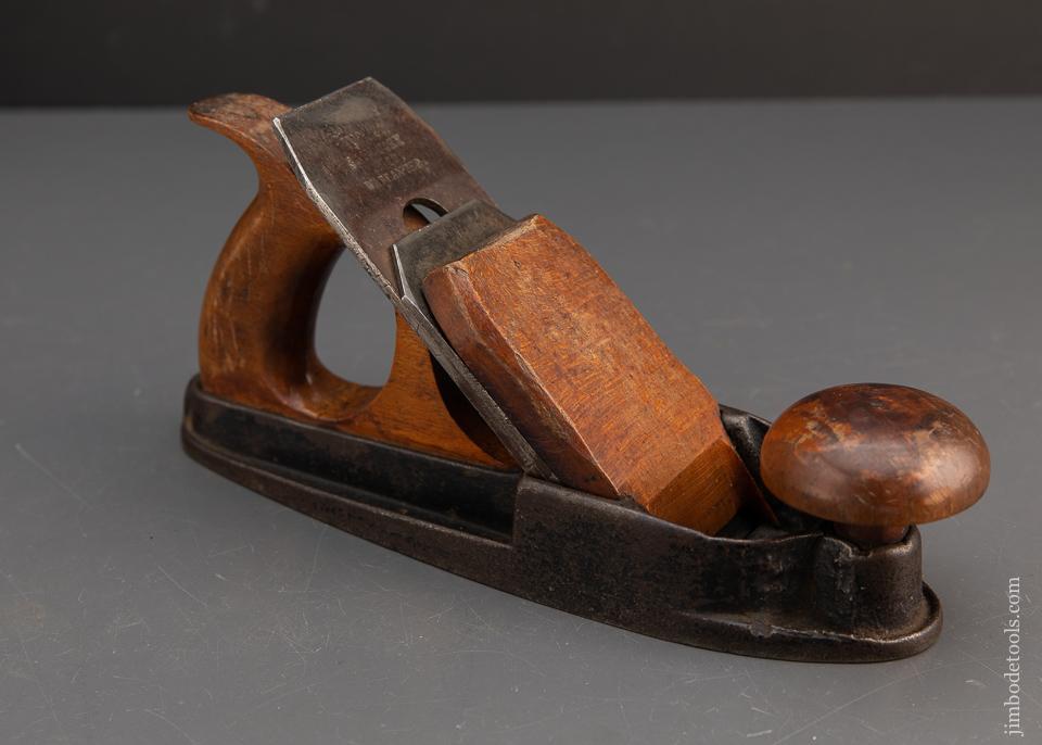 Perfect! ELLIS MORRIS Patent Smooth Plane with Diamond Pattern Sole - 94344U