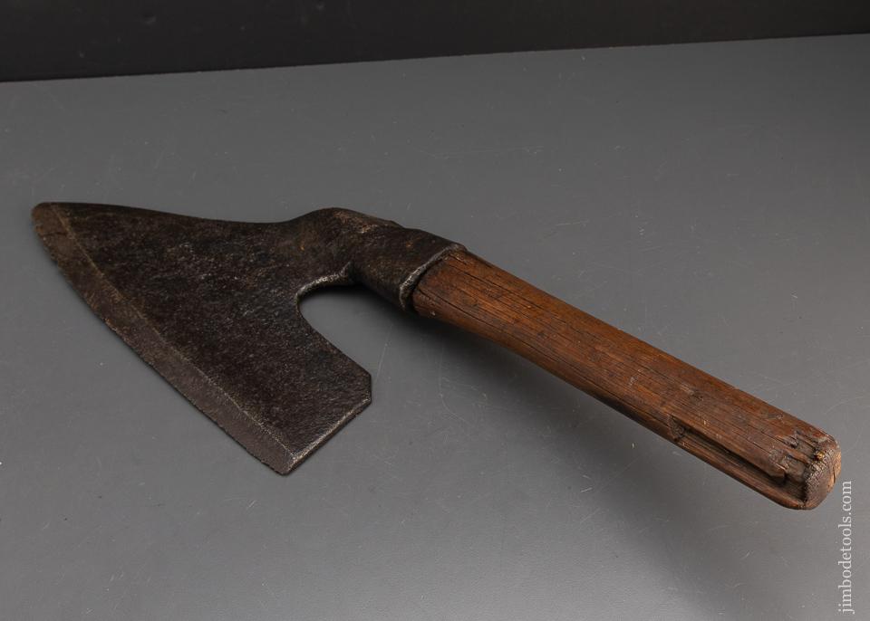 Distinctive Pennsylvania Goose Wing Axe - 94516