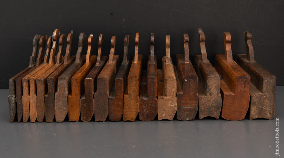 Complete Working Set of 18 Hollows & Rounds Molding Planes EVENS  -- 94589