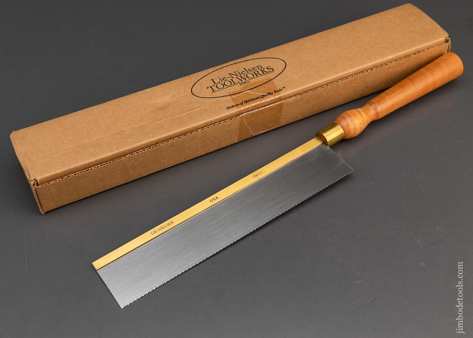 Mint LIE-NIELSEN Dovetail Saw in its Original Box - 94721