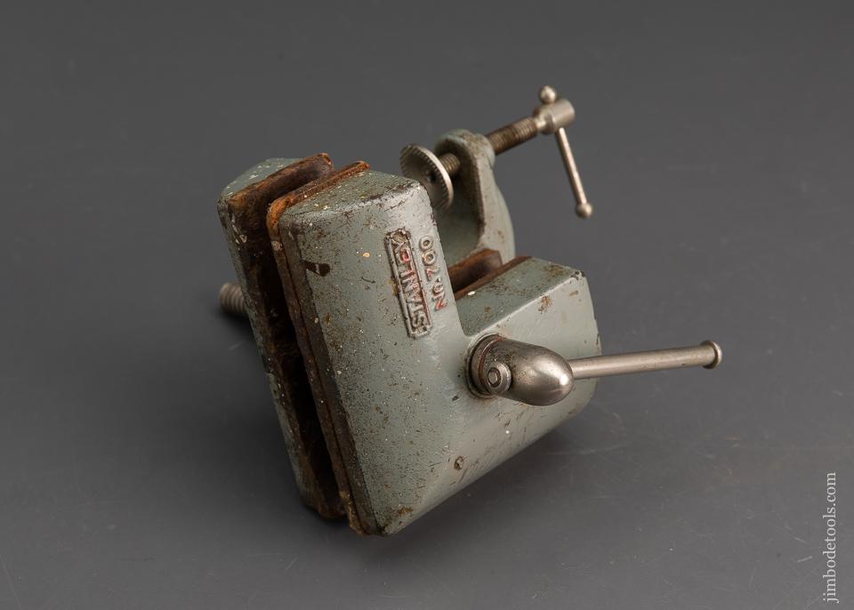 STANLEY NO. 700 Wood Workers Vise - 94874