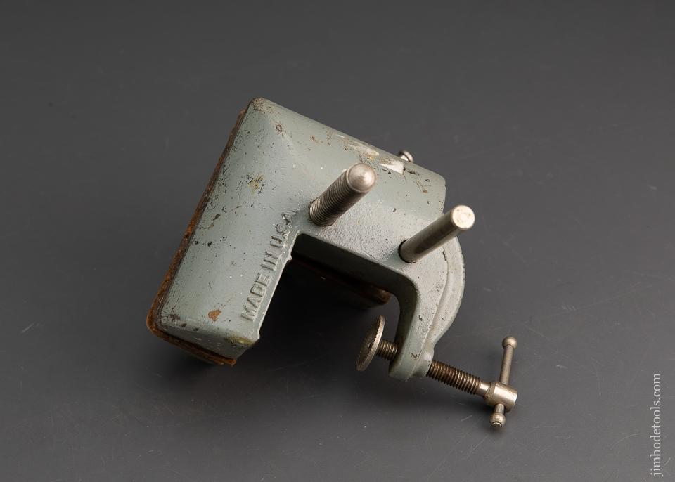 STANLEY NO. 700 Wood Workers Vise - 94874