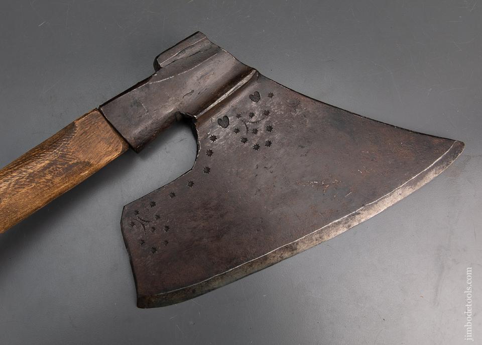 Awesome Goose Wing Axe with Decorations and Heart Shaped Touch Marks - 94998