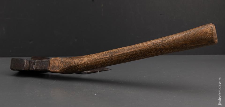 Awesome Goose Wing Axe with Decorations and Heart Shaped Touch Marks - 94998