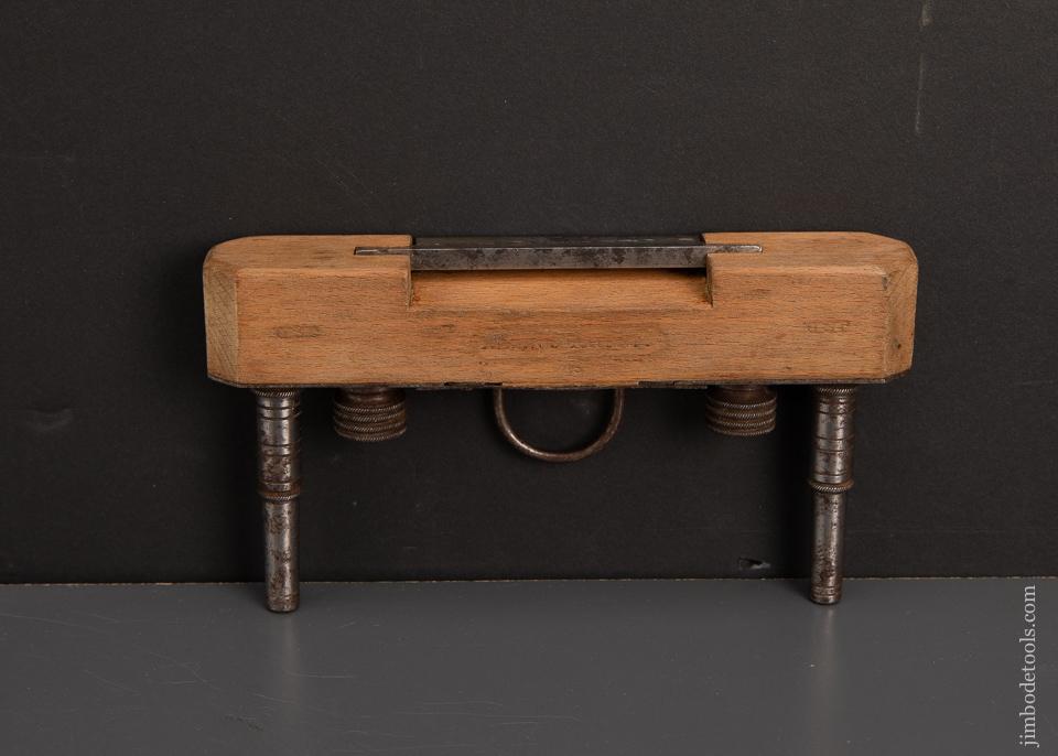 Lovely AIKEN PATENT Leather Splitter  - 95076