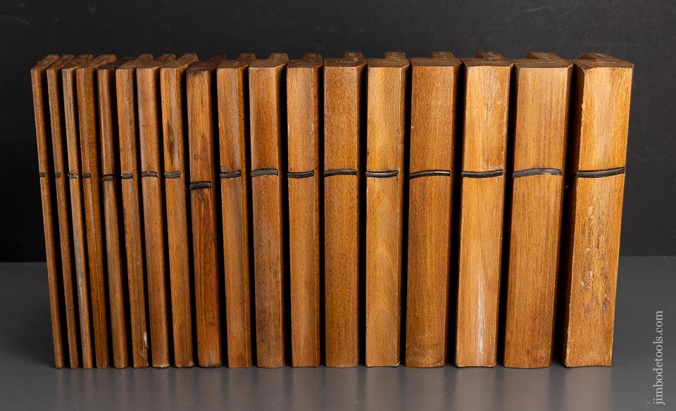 Set of 18 Hollows & Round Planes bt DEELEY 1788-1889 LONDON - 95434