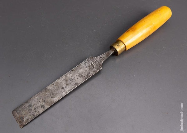 Long, Thin English Paring Chisel J. HOWARTH 1 1/4 x 14 1/2 inch Boxwood - 95475