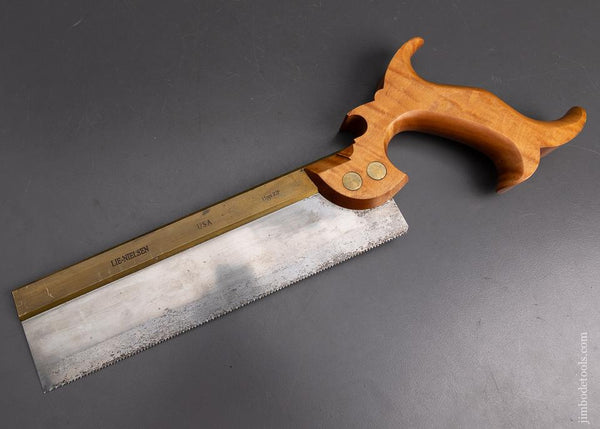 LIE_NIELSEN 9 inch Dovetail Saw - 95492