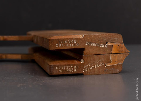 Mint Pair of Snipe Bill Moulding Planes by GRIFFITHS NORWICH - 95568