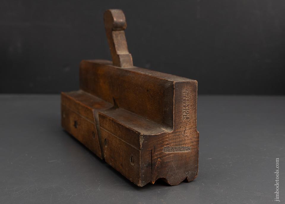 Fine Ogee Moulding Plane by GRIFFITHS NORWICH - 95576