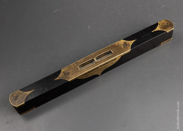 Beautiful Scottish Ebony Level by T. BOSTON - 95627