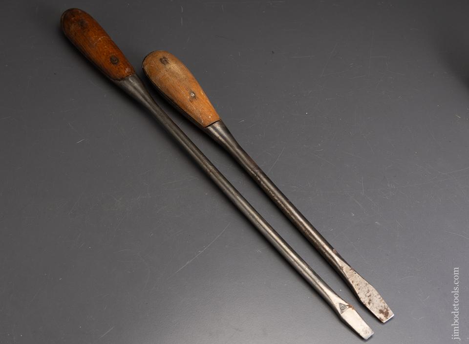 2 PERFECT HANDLE Type Screwdrivers - 95658