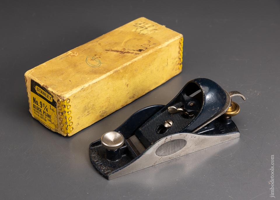 STANLEY No. 9 1/4 Block Plane Near Mint in Box - 95722