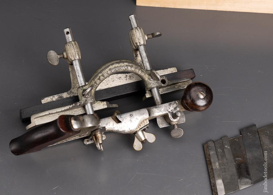 Fine STANLEY No. 46 Skew Plow Plane with 8 cutters and 2 stops - 95782