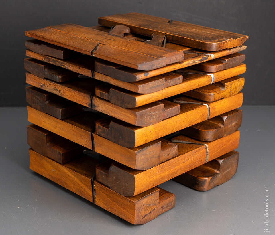 Extra Fine Set of 18 Hollow & Round Planes by  GRIFFITHS NORWICH - 95961