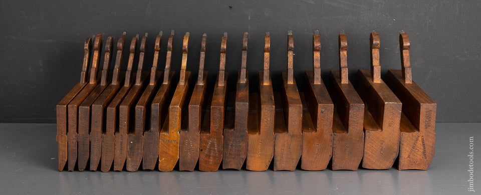 Extra Fine Set of 18 Hollow & Round Planes by  GRIFFITHS NORWICH - 95961