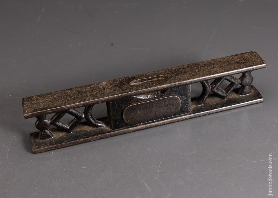 Rare and Fine 8 1/2 inch FITCHBURG Ornate Cast Iron Level - 95984