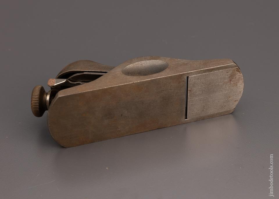 STANLEY No. 9 1/2 Block Plane with Adjustable Mouth - 96389