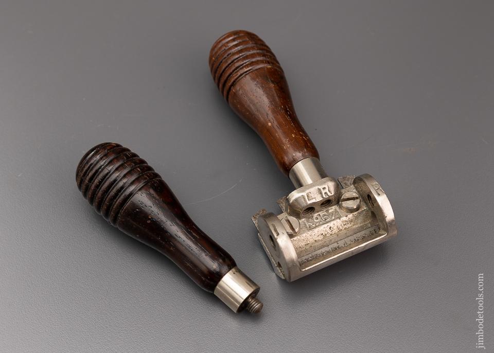 Extra Fine STANLEY No. 67 Spoke Shave with Flat Bottom - 96402