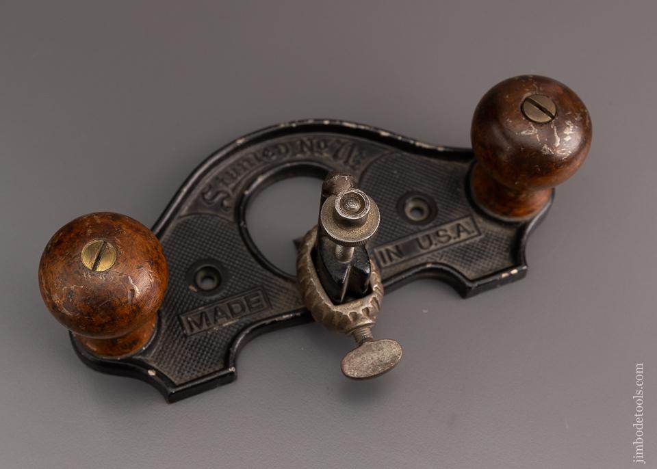 Fine STANLEY No. 71 Router Plane with 1/2 inch cutters - 96935