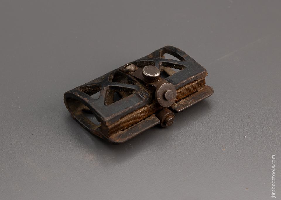 Rare Patented Saw Jointer with Rollers - 96998