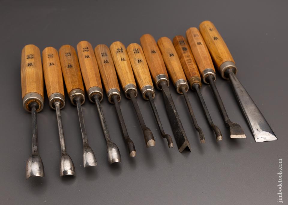Set of 12 Excellent Carving Chisels by H. TAYLOR - 97244