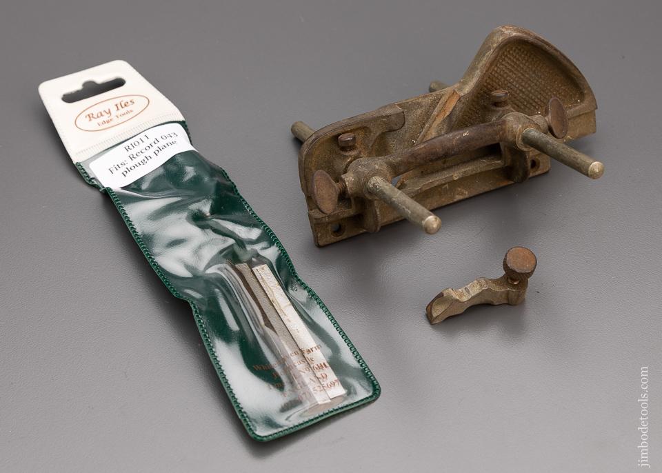 RECORD NO. 043 Plow Plane with 3 Cutters and No Stops - 97263