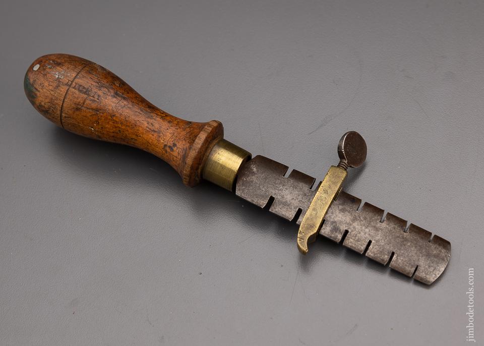 English Saw Wrest with Stop - 97366