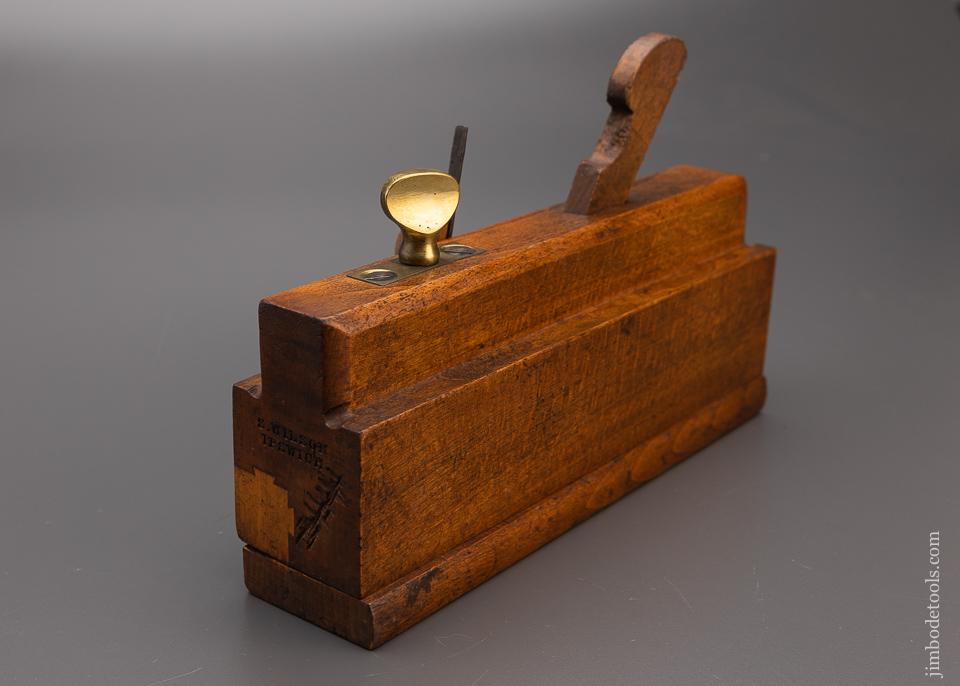 Fine Boxwood Moving Filletster Plane by S. WILSON IPSWICH - 97395
