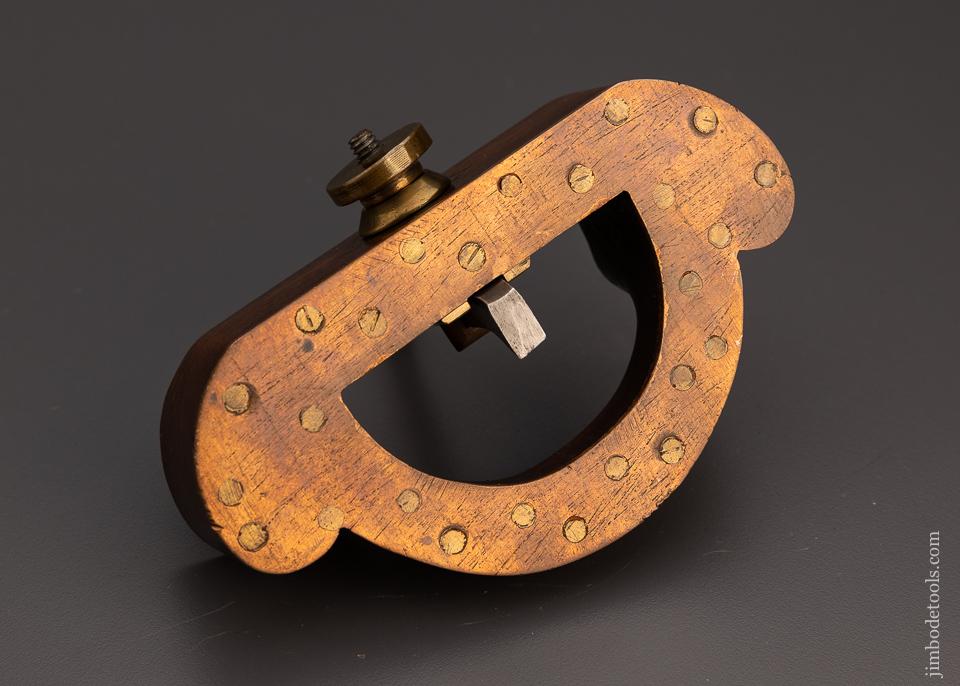 Excellent 5 1/2 inch Mahogany Router Plane with Metallic Base - 97458