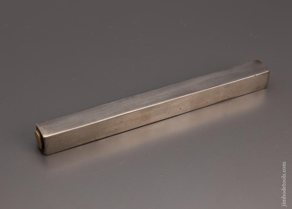 Pretty 8 Inch Solid Iron Level - 97632