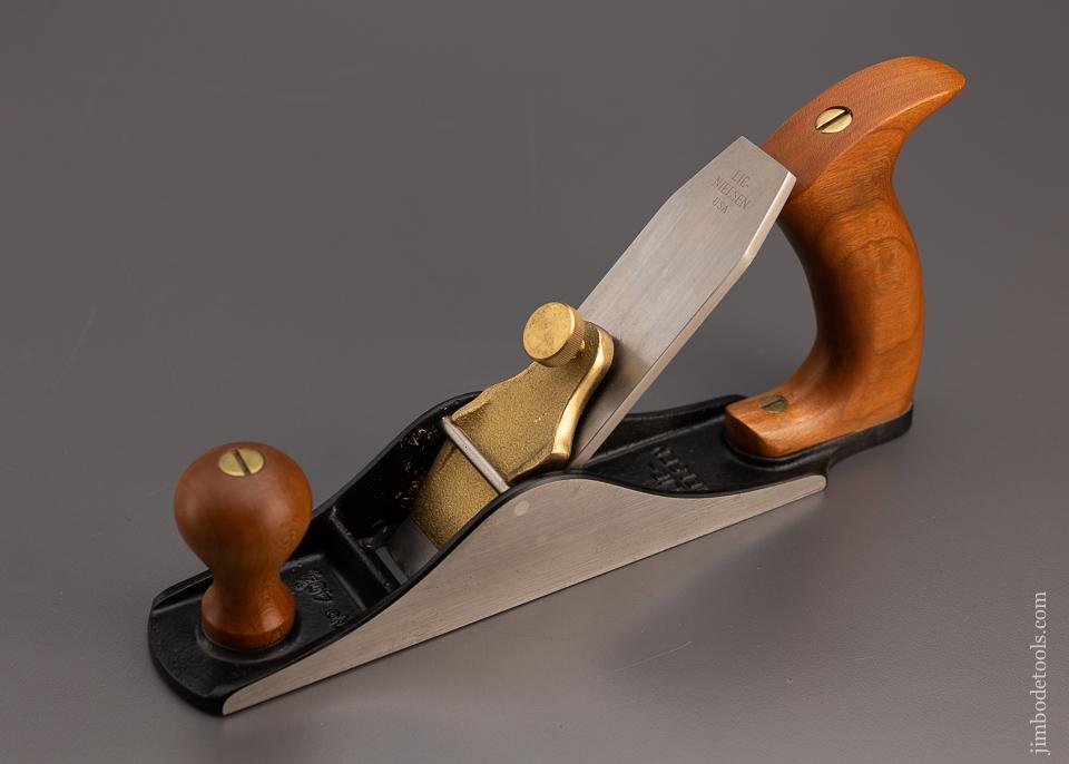Extra Fine, Little-Used LIE-NIELSEN No. 40 1/2 Scrub Plane - 97666