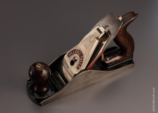 Fine MILLERS FALLS No. 10 Jumbo Smooth Plane 4 1/2 Size - 97677