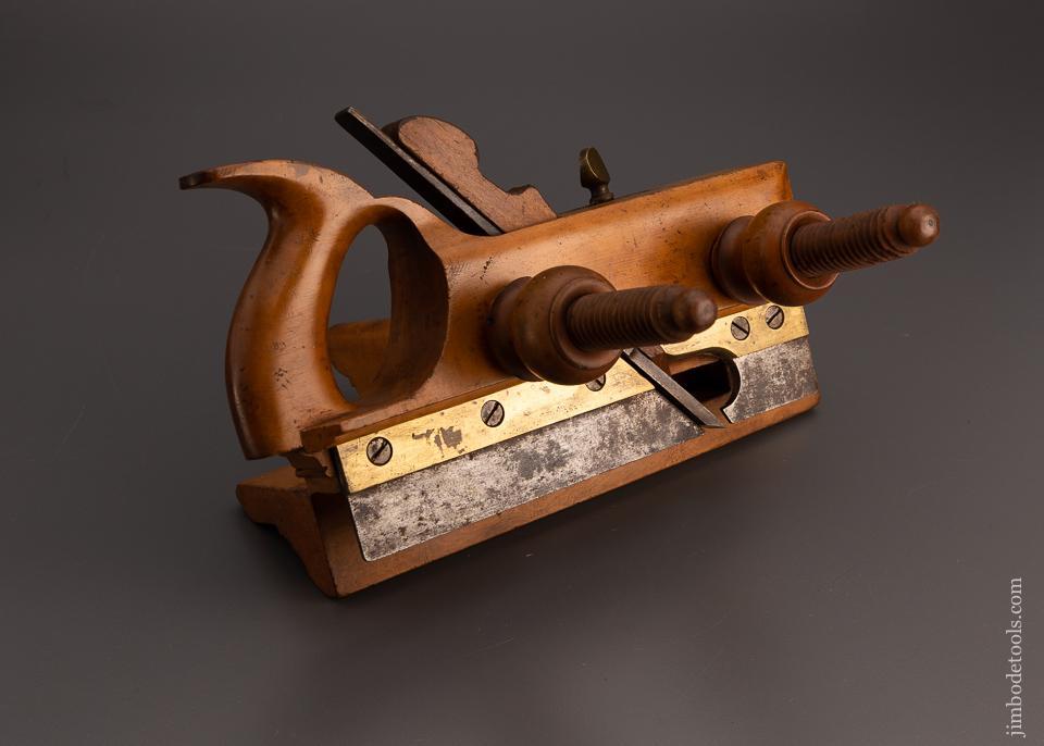 Fine H. CHAPIN UNION FACTORY Solid Boxwood Plow Plane with 2 irons - 97710