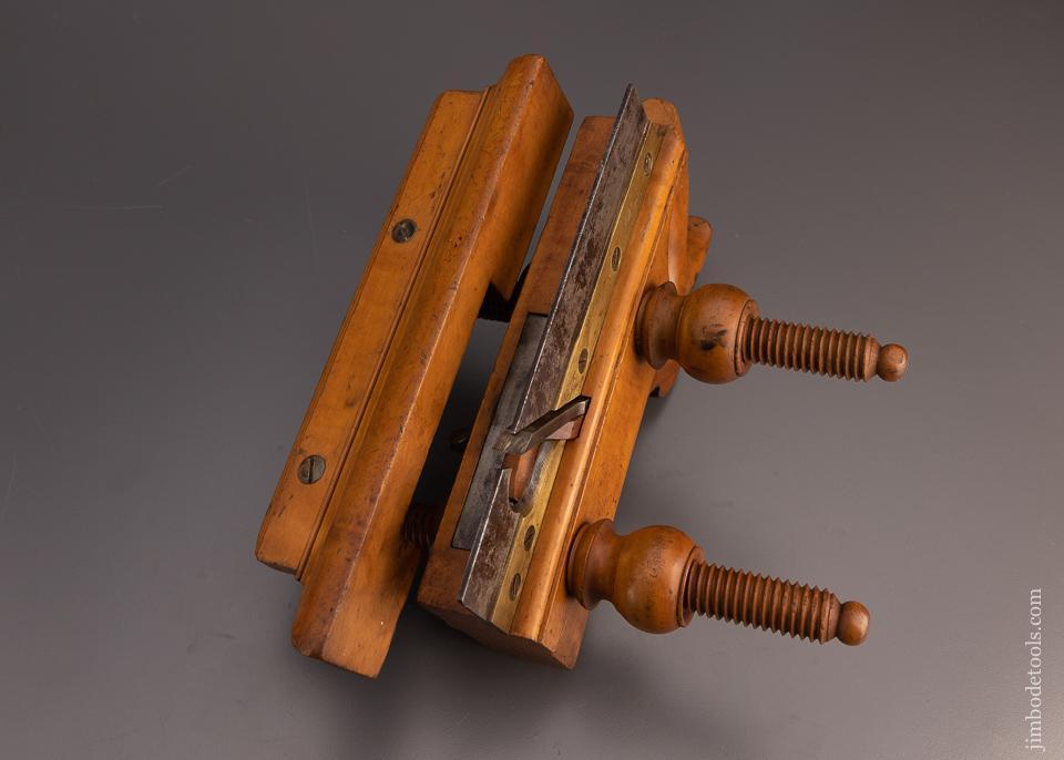 Fine H. CHAPIN UNION FACTORY Solid Boxwood Plow Plane with 2 irons - 97710
