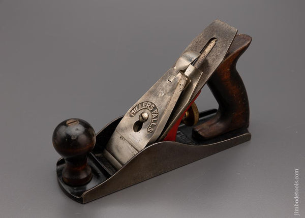 Fine MILLERS FALLS No. 9 Smooth Plane - 97761