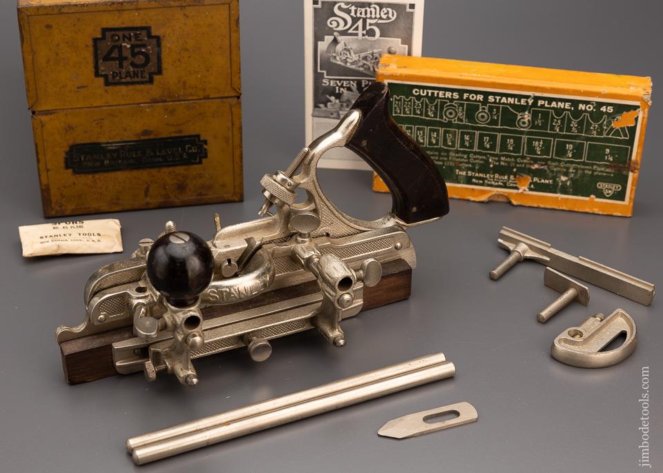 Fine STANLEY No. 45 Combination Plane 100% Complete in Original Box - 97799