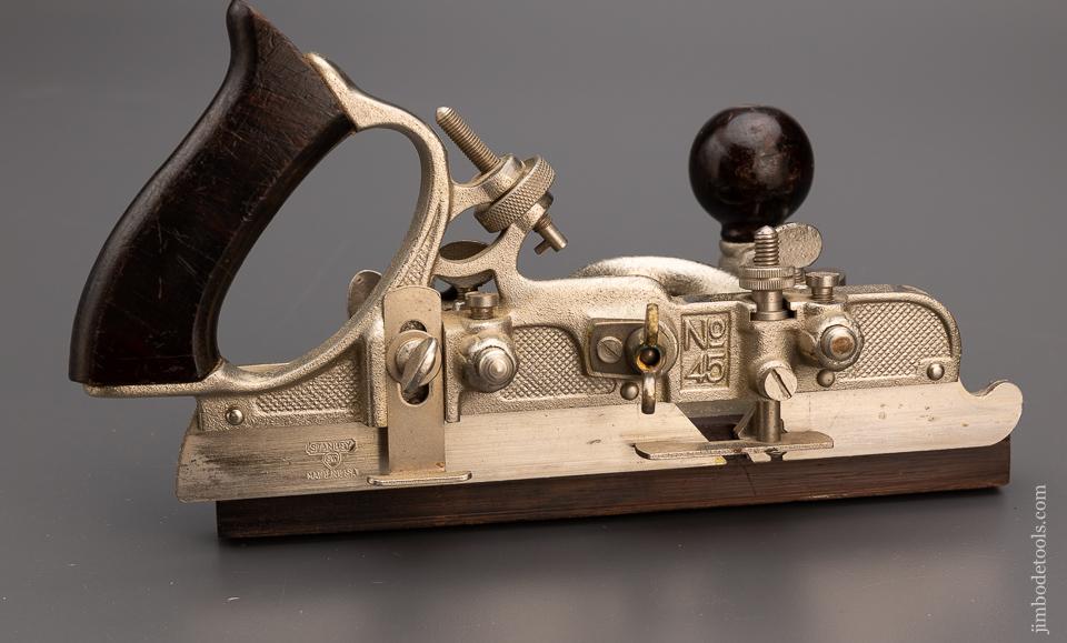 Fine STANLEY No. 45 Combination Plane 100% Complete in Original Box - 97799