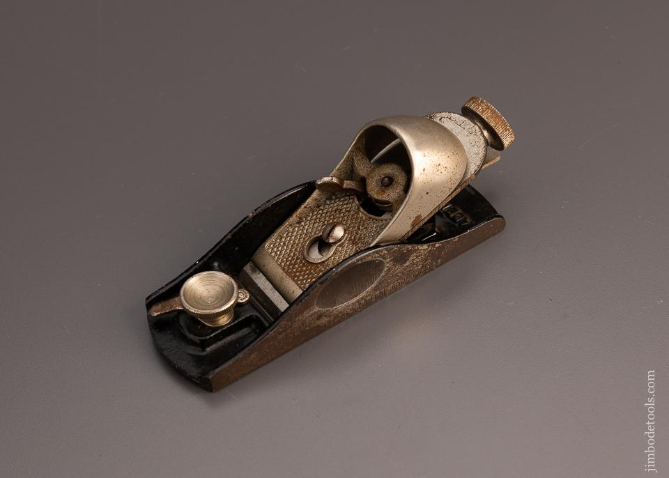 Fine CRAFTSMAN No. 9 1/2 Style Block Plane with Adjustable Mouth - 97849