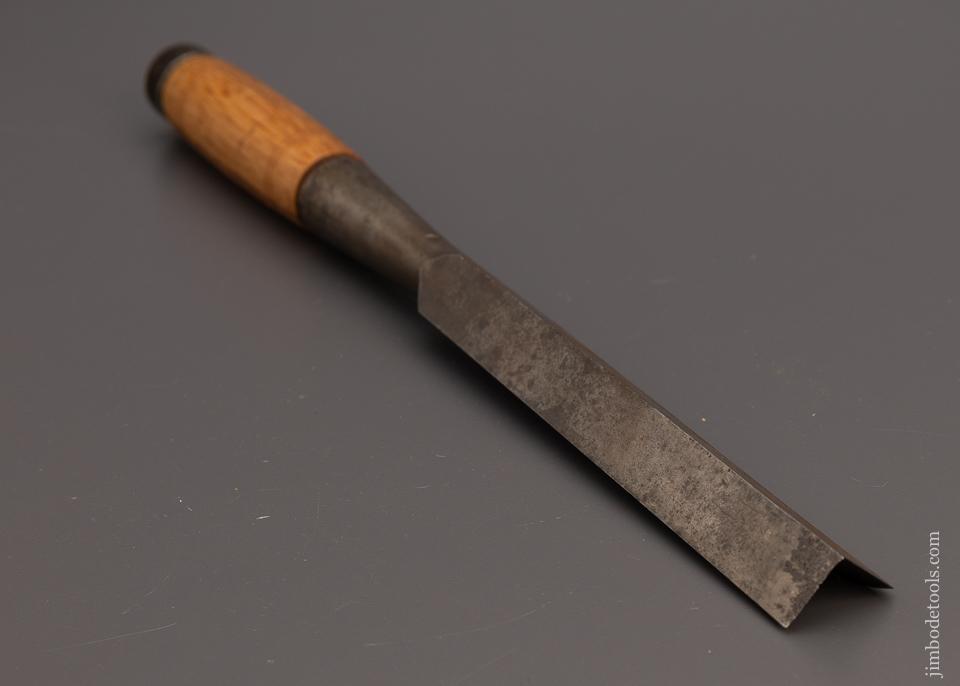 T.H. WITHERBY 7/8 inch Corner Chisel - 97938